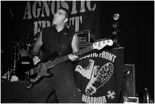 agnostic front (live Nevers 16_07_2008) 29